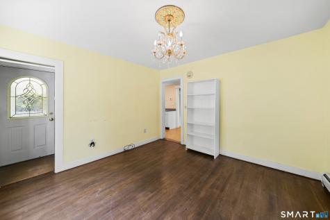 31 School Street Avon CT 06001