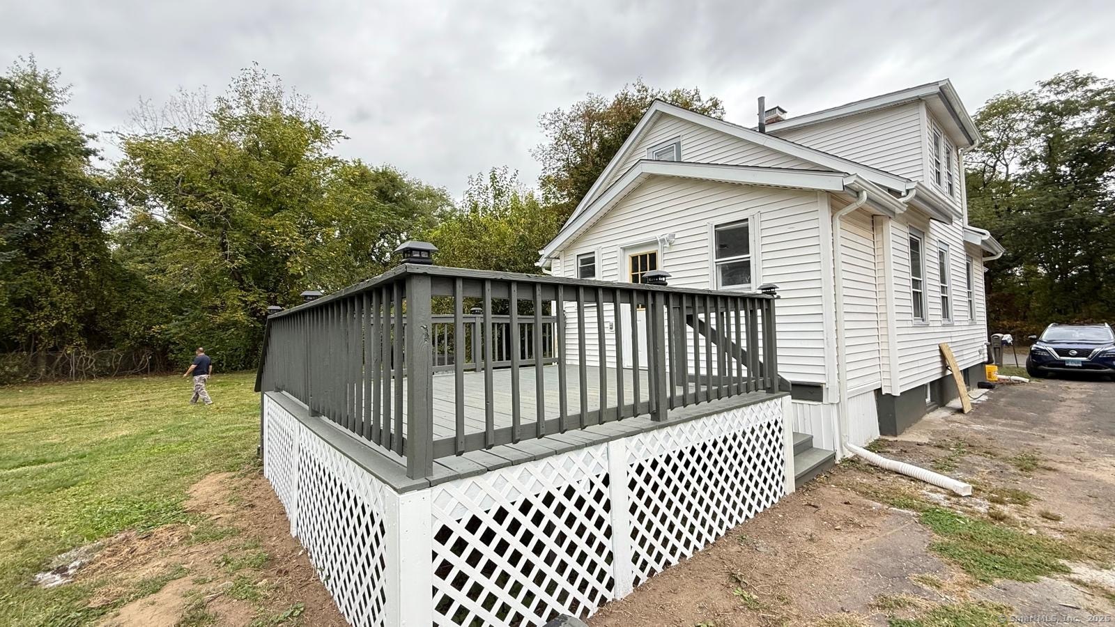 49 Willys Street East Hartford CT 06118