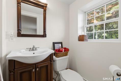 13 Donnelly Drive New Fairfield CT 06812