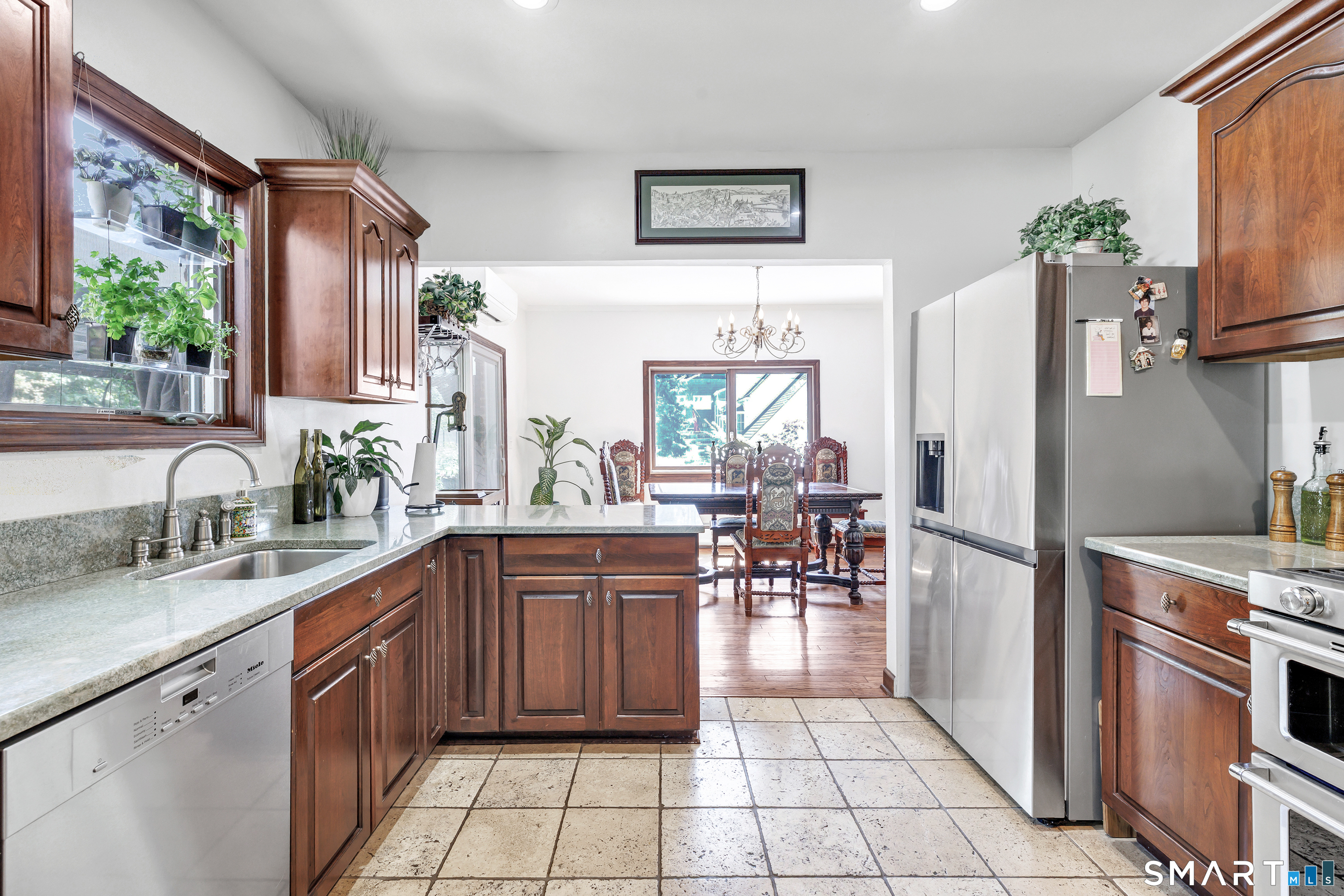 2 Winthrop Avenue Norwalk CT 06851