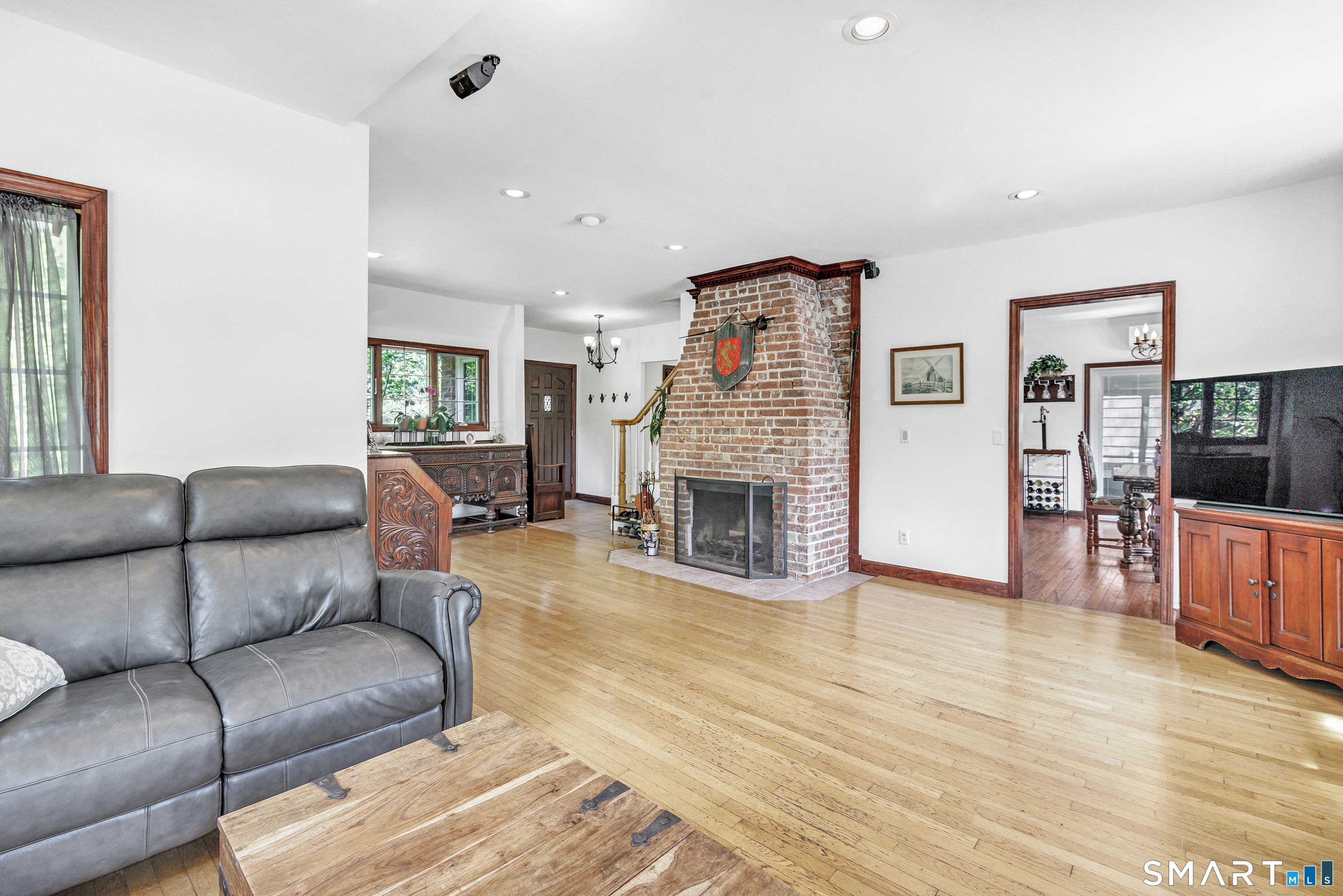 2 Winthrop Avenue Norwalk CT 06851