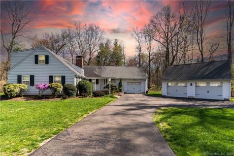 151 Cross Highway Fairfield CT 06824