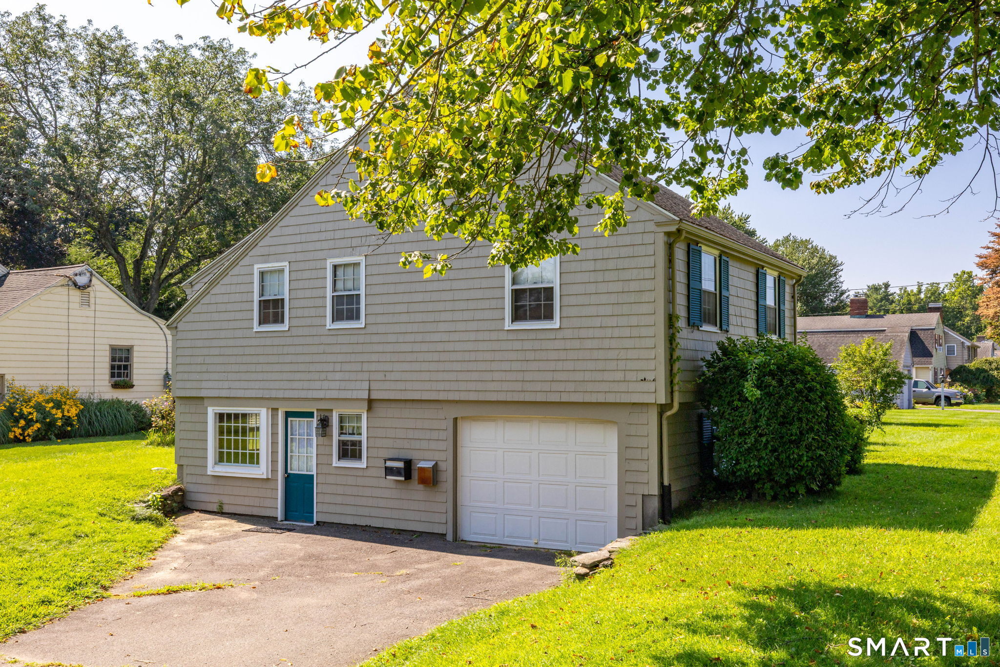 8 Old Pewter Lane Wethersfield CT 06109