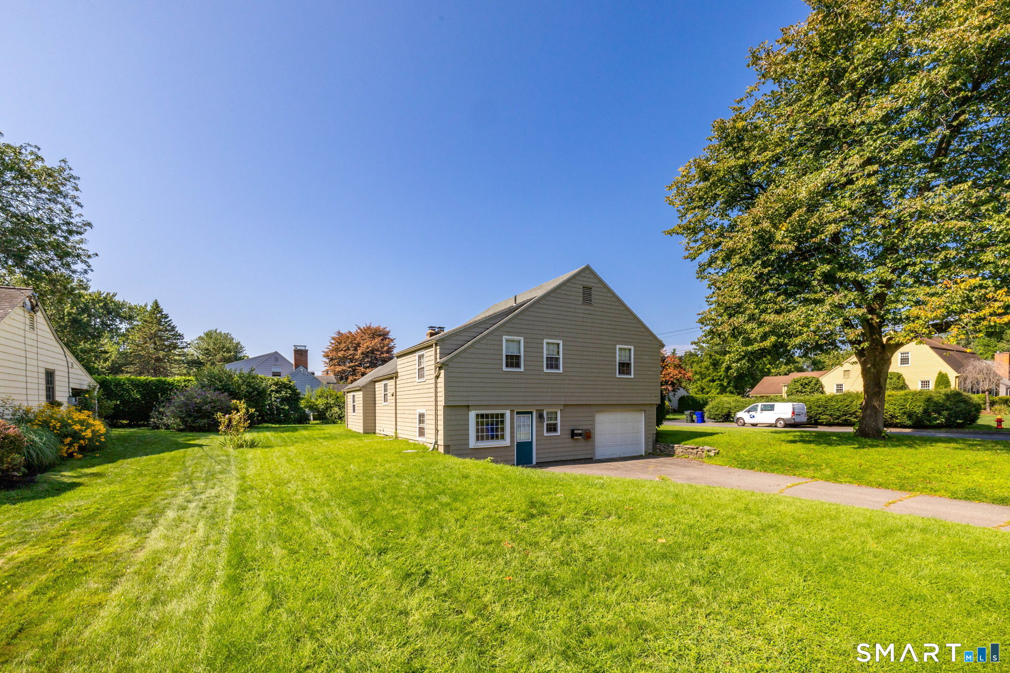 8 Old Pewter Lane Wethersfield CT 06109
