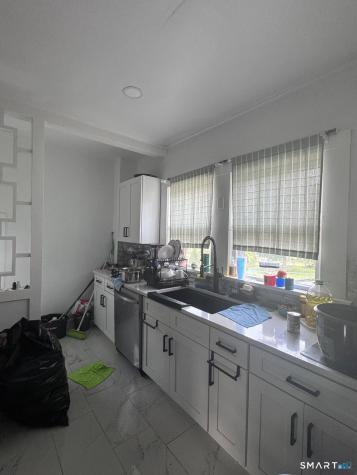 75 Willetts Avenue New London CT 06320