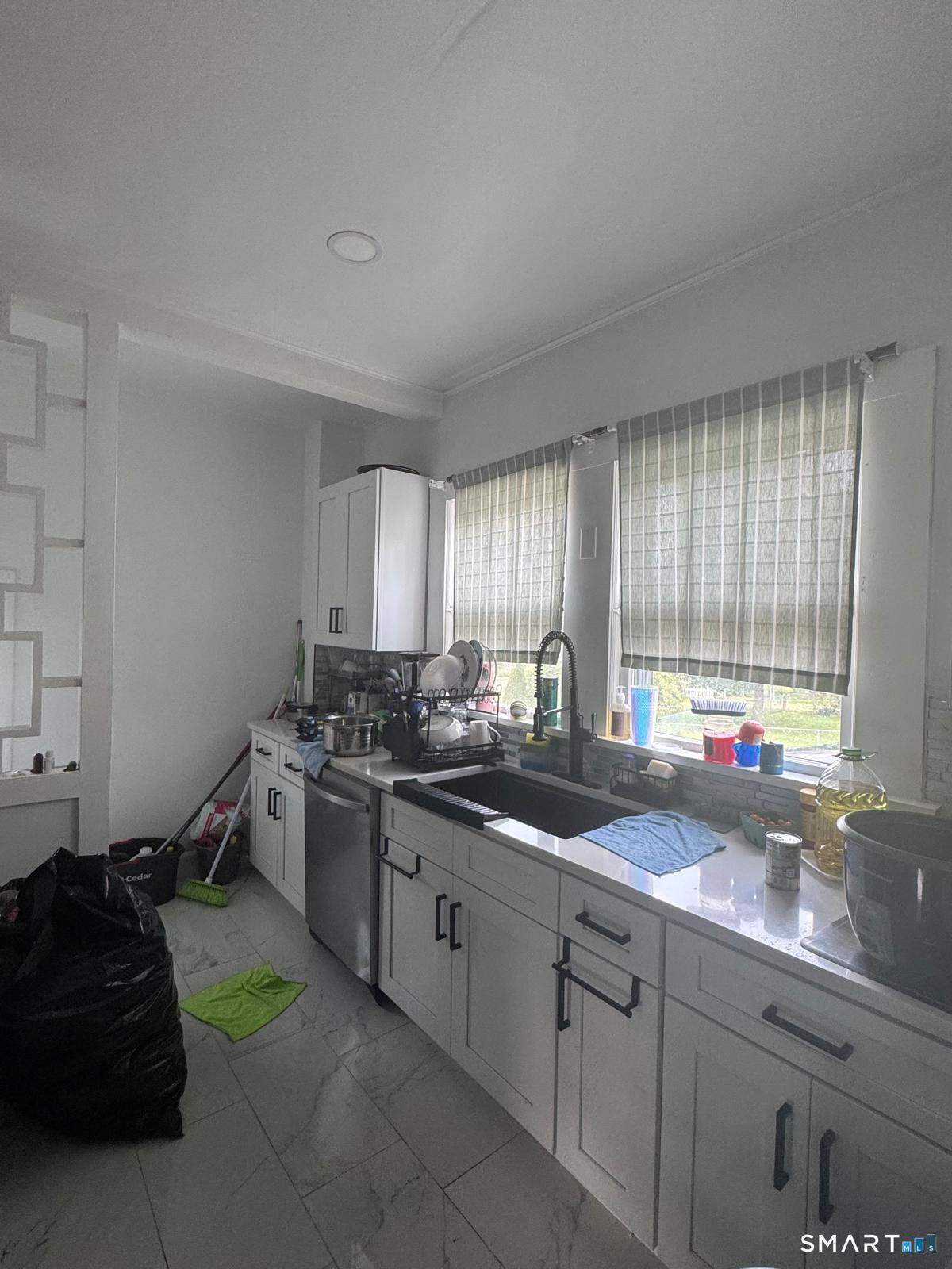 75 Willetts Avenue New London CT 06320
