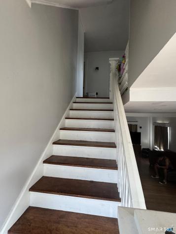 75 Willetts Avenue New London CT 06320