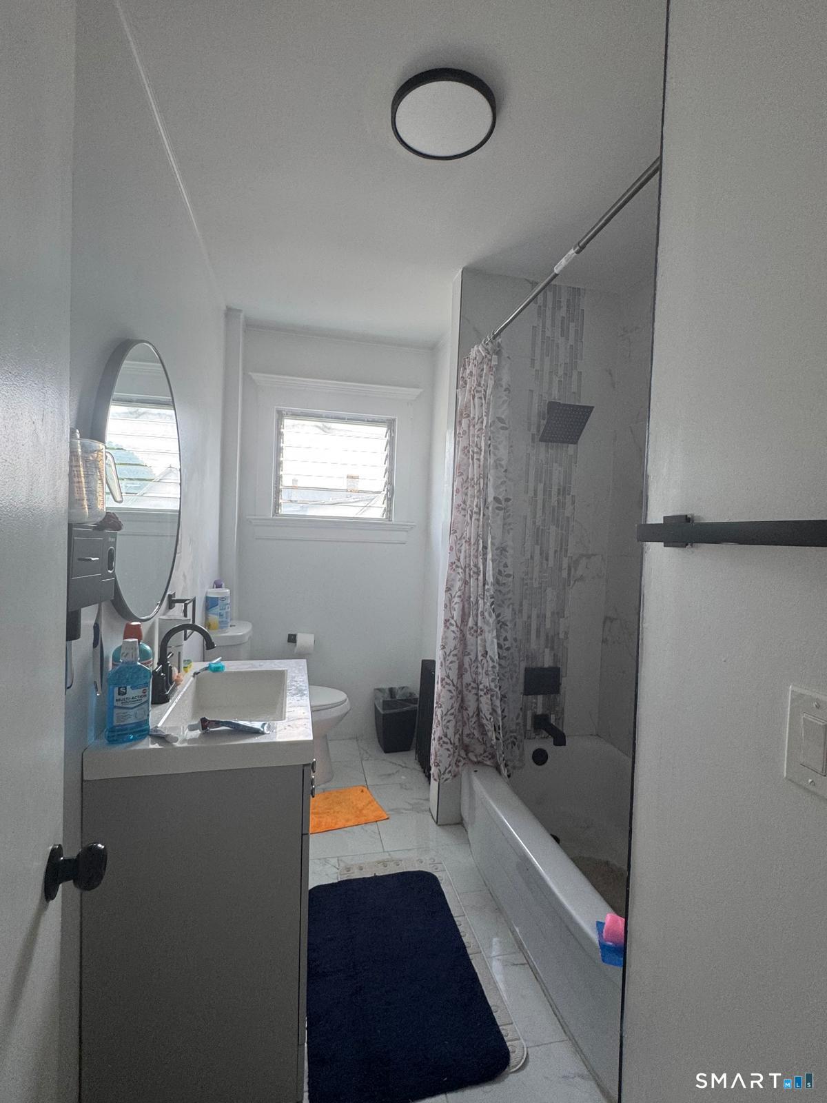 75 Willetts Avenue New London CT 06320