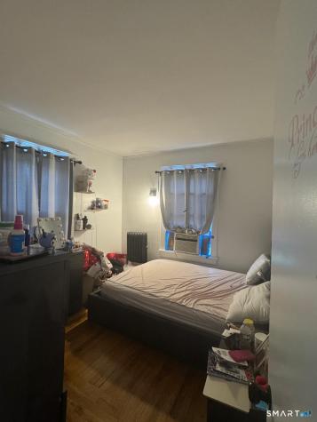 75 Willetts Avenue New London CT 06320