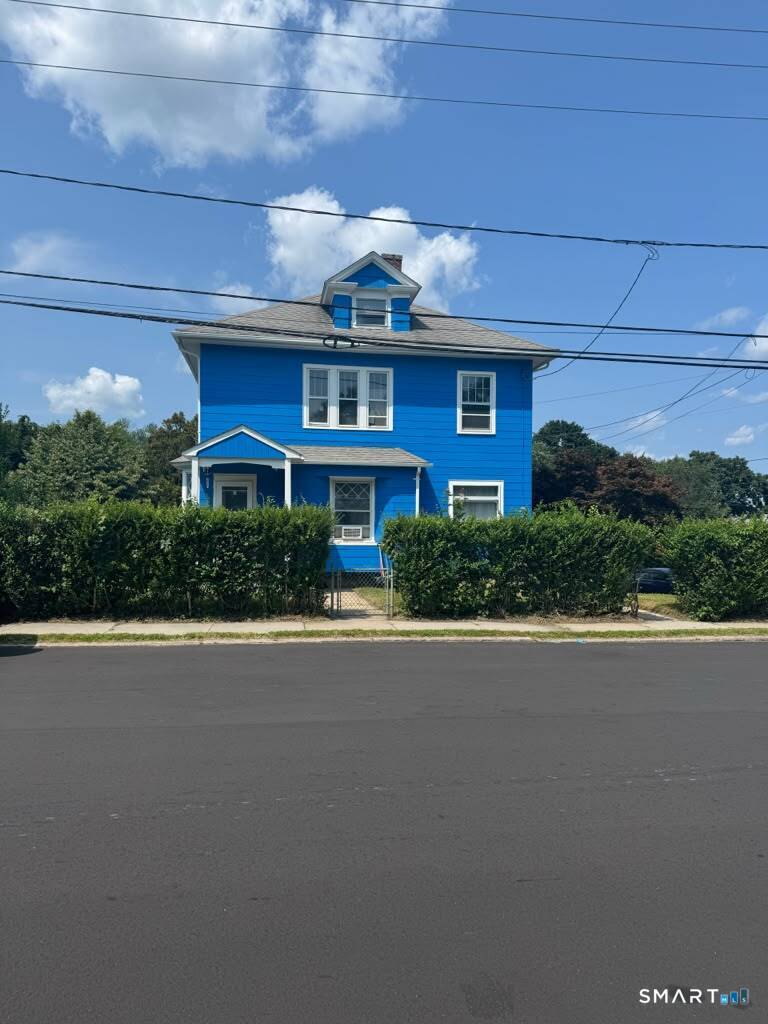 75 Willetts Avenue New London CT 06320