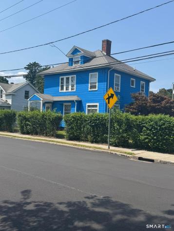 75 Willetts Avenue New London CT 06320