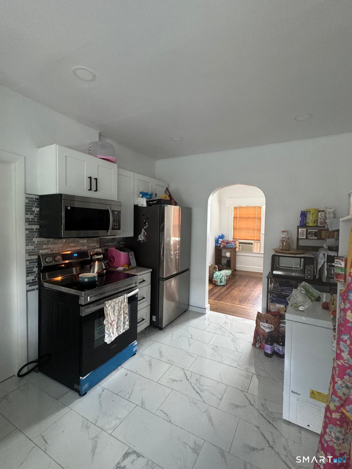 75 Willetts Avenue New London CT 06320