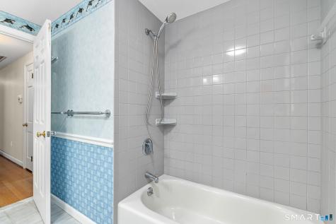 38 Oak Ridge Drive Avon CT 06001