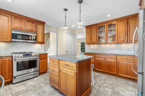 38 Oak Ridge Drive Avon CT 06001