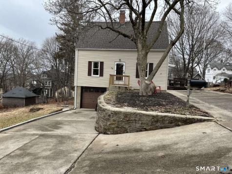 34 Buckingham Avenue Norwich CT 06360