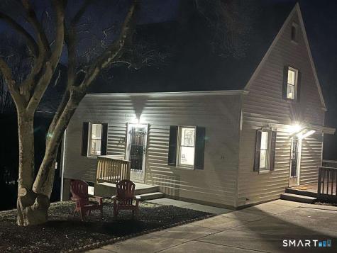 34 Buckingham Avenue Norwich CT 06360