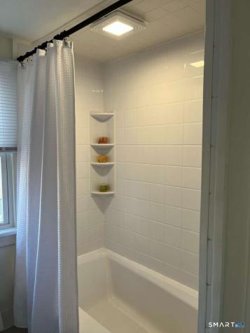 34 Buckingham Avenue Norwich CT 06360