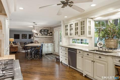 70 Woodfield Crossing Rocky Hill CT 06067