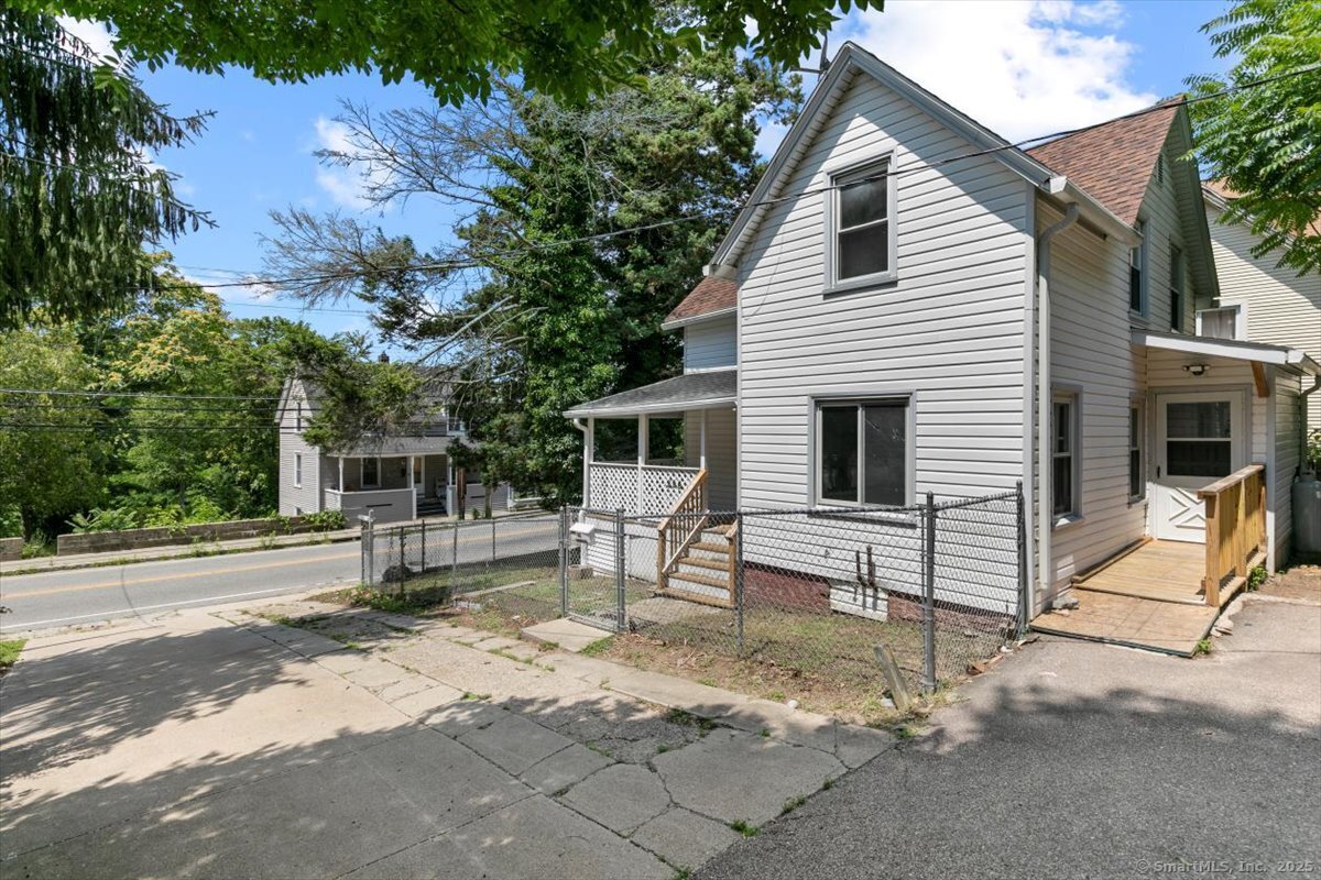 296 Laurel Hill Avenue Norwich CT 06360