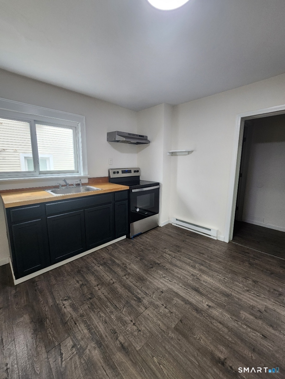 296 Laurel Hill Avenue Norwich CT 06360