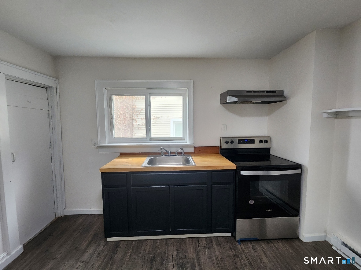 296 Laurel Hill Avenue Norwich CT 06360