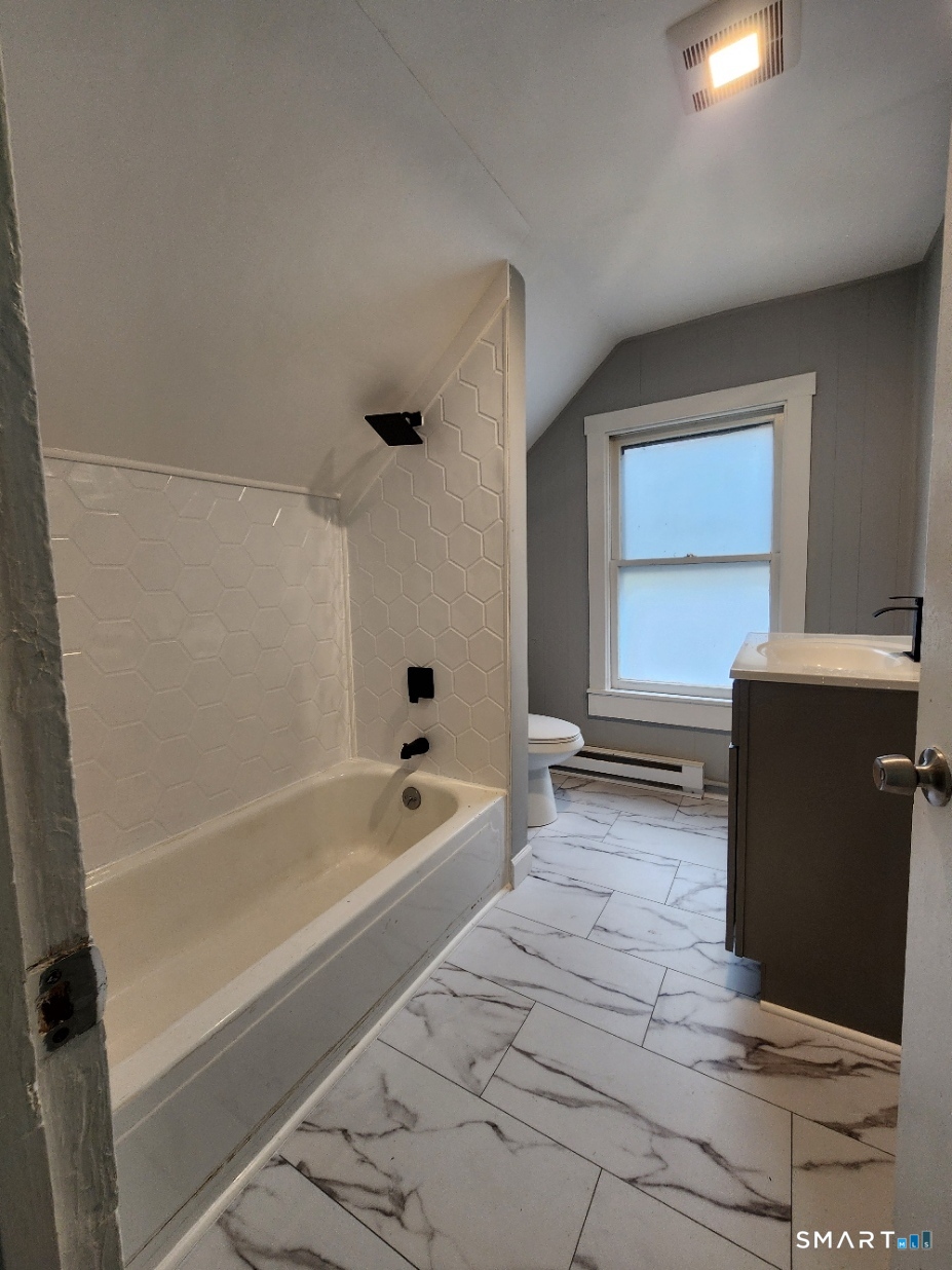 296 Laurel Hill Avenue Norwich CT 06360