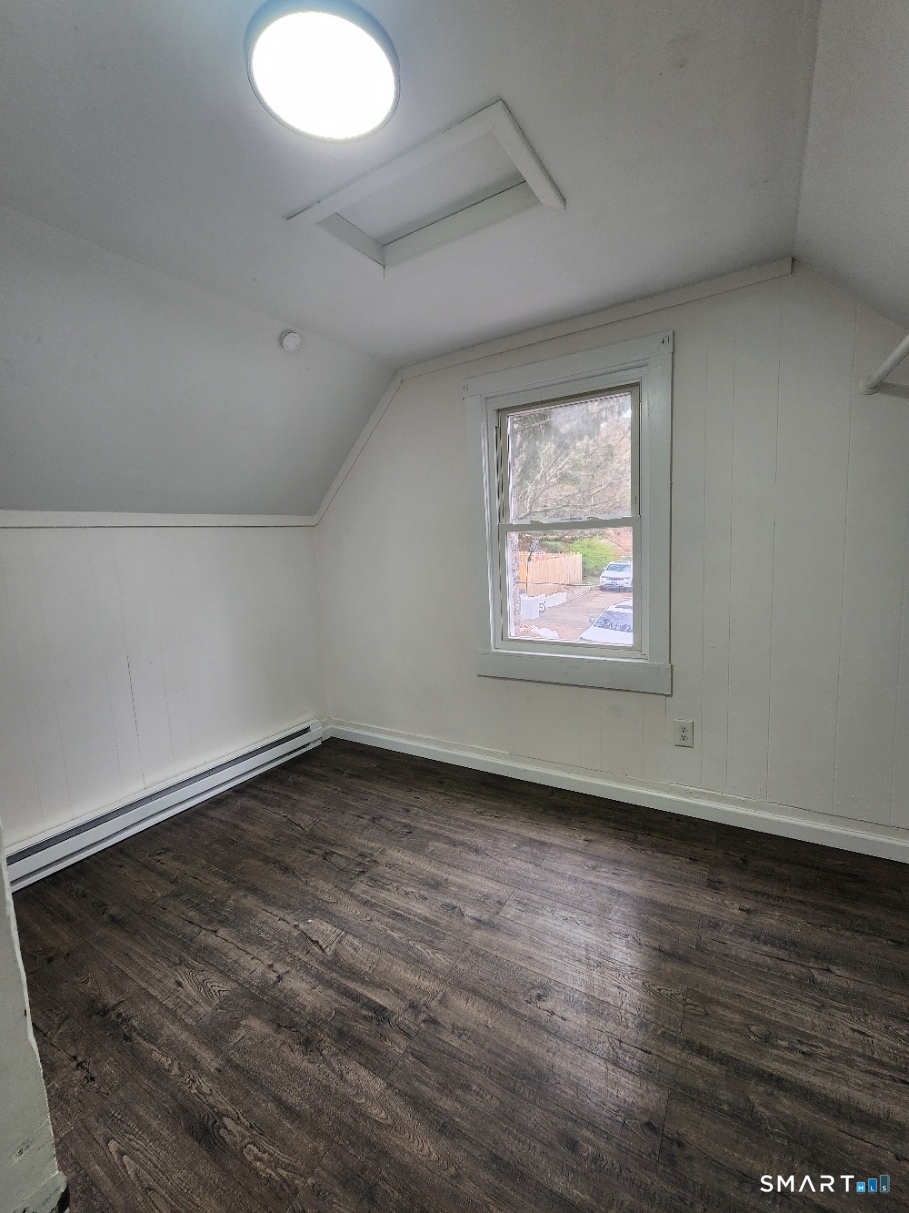 296 Laurel Hill Avenue Norwich CT 06360