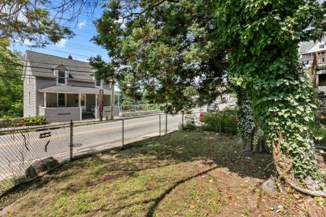 296 Laurel Hill Avenue Norwich CT 06360