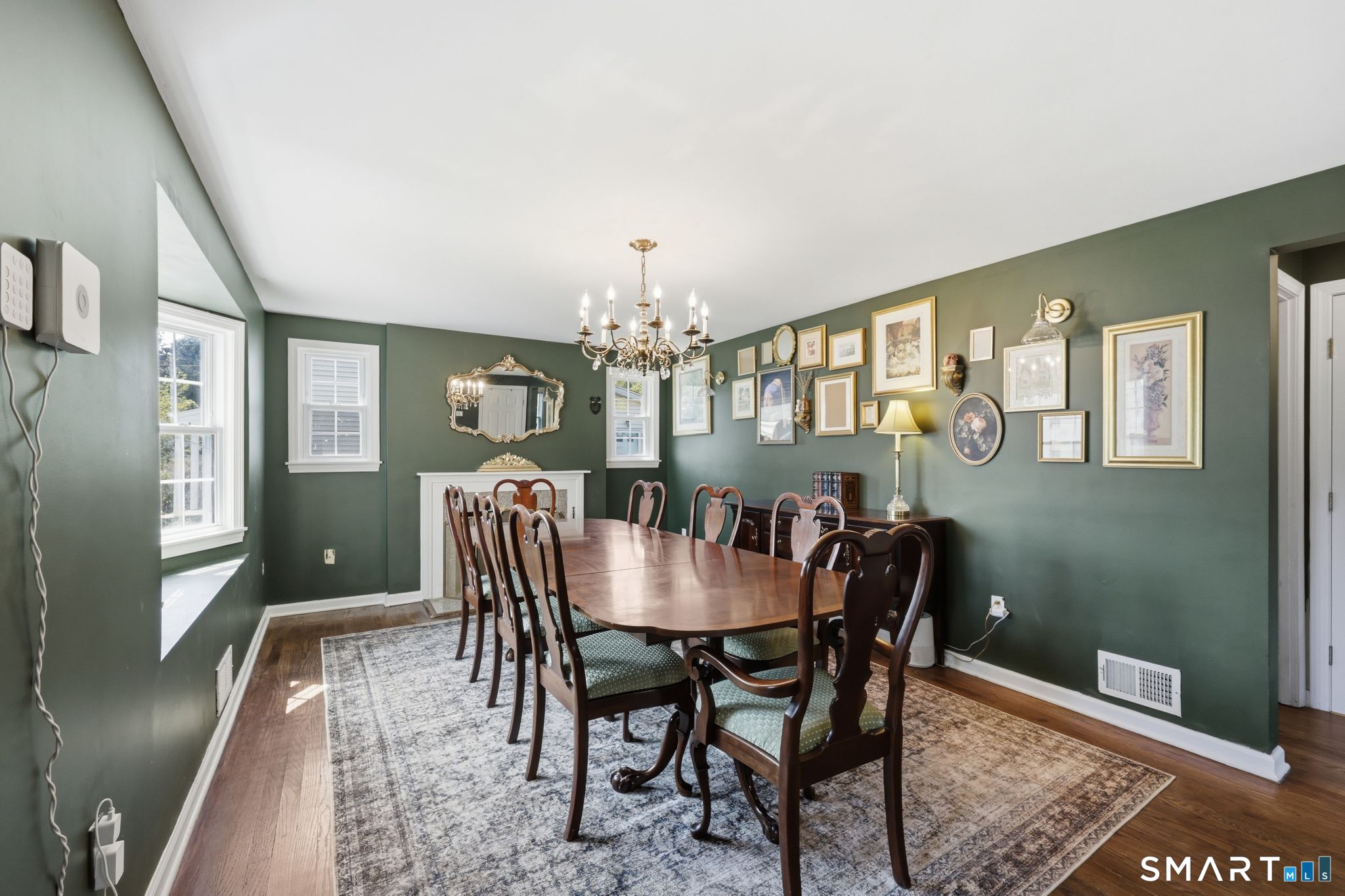 124 Jordan Lane Wethersfield CT 06109
