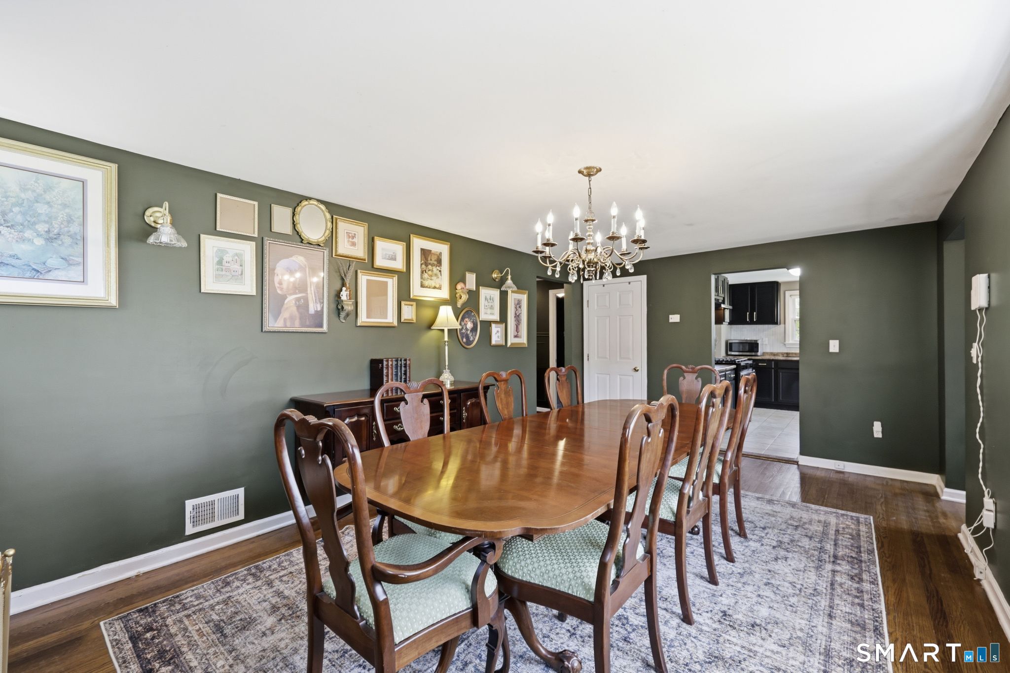 124 Jordan Lane Wethersfield CT 06109
