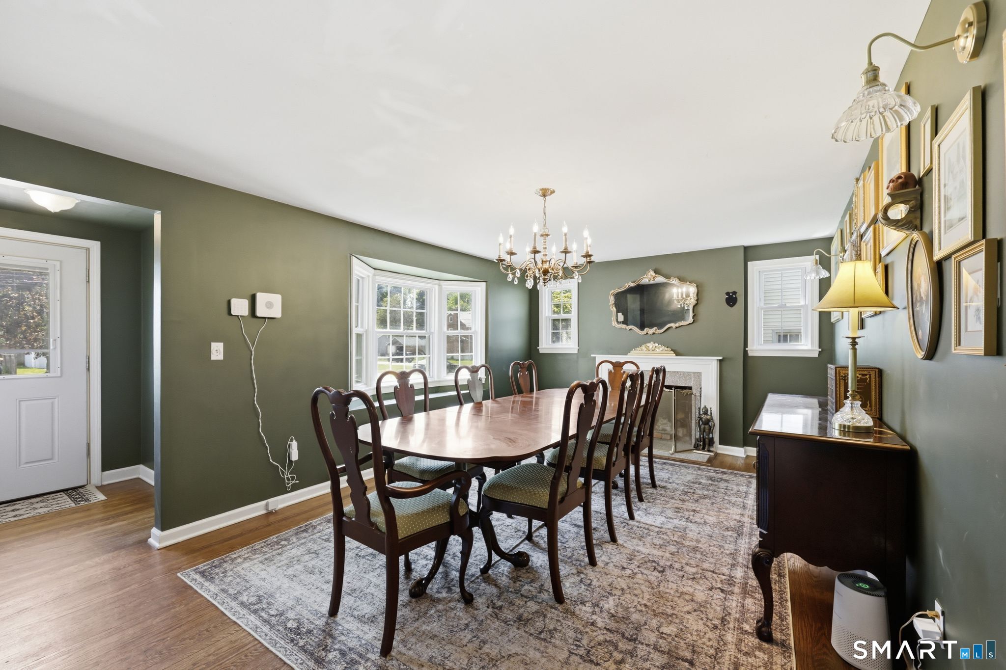 124 Jordan Lane Wethersfield CT 06109