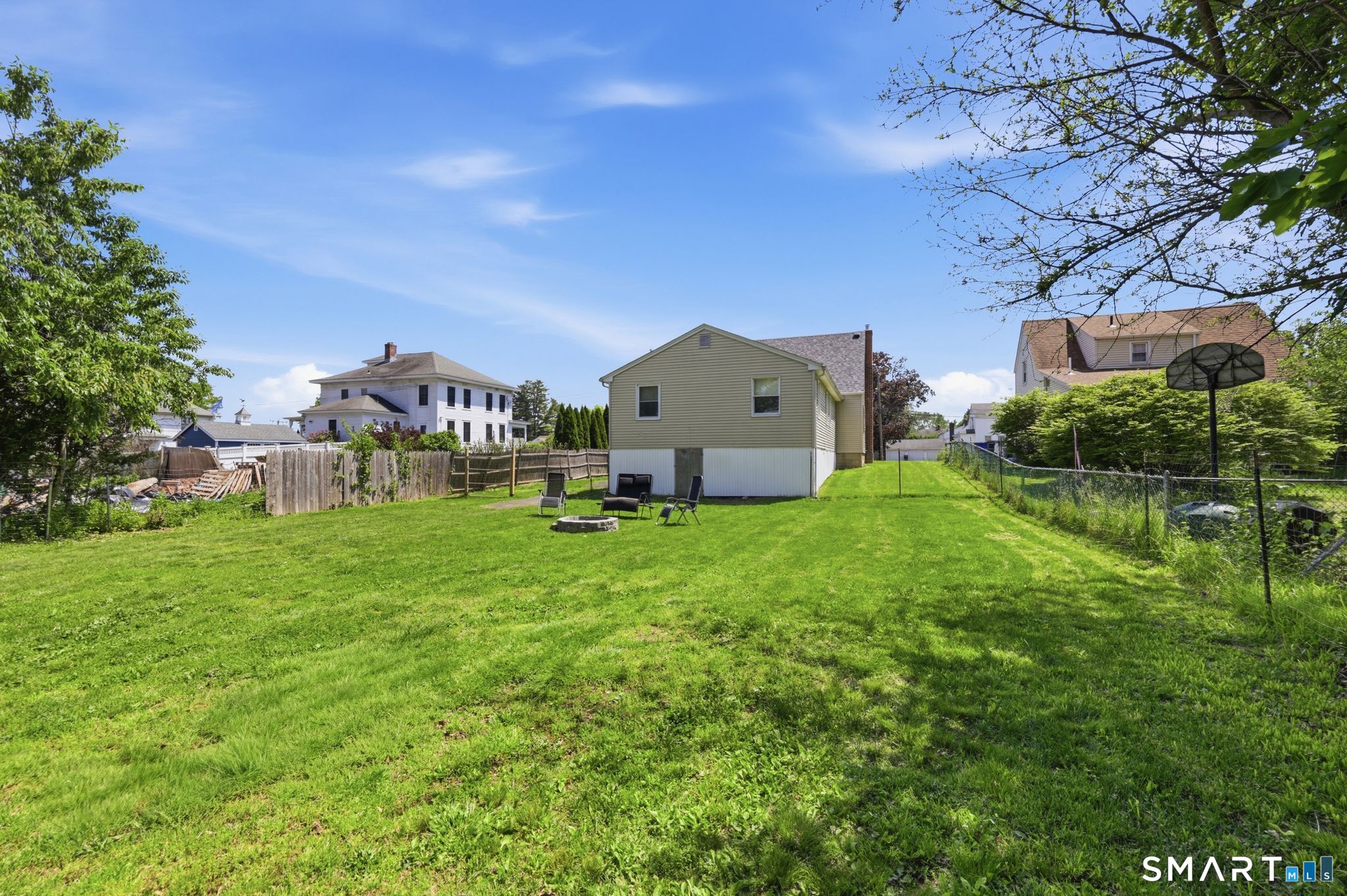 124 Jordan Lane Wethersfield CT 06109