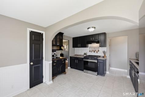 124 Jordan Lane Wethersfield CT 06109