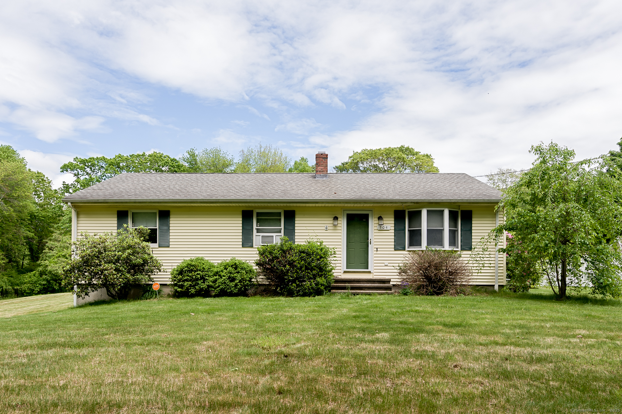 104 East Street Hebron CT 06248