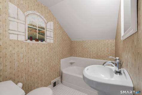 127 Steele Road New Hartford CT 06057