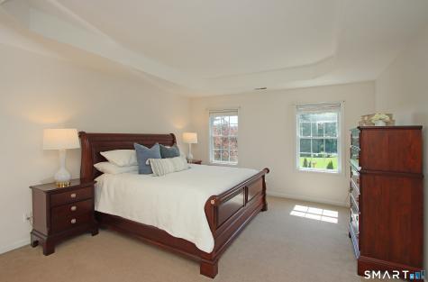 4 Meadow Road Newtown CT 06470
