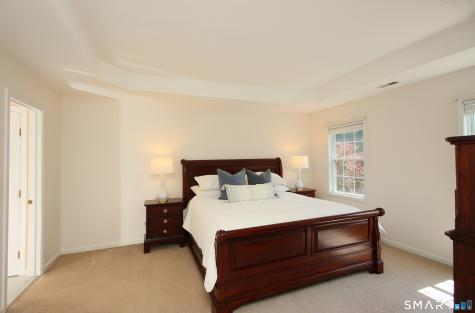 4 Meadow Road Newtown CT 06470