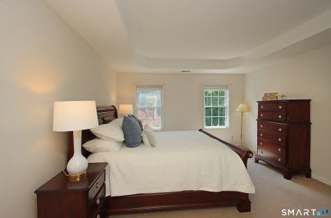 4 Meadow Road Newtown CT 06470