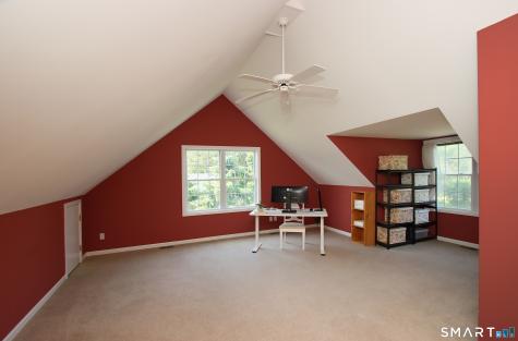 4 Meadow Road Newtown CT 06470