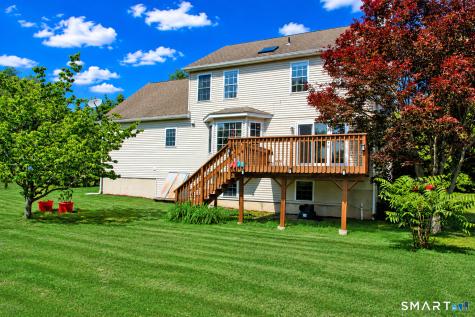 4 Meadow Road Newtown CT 06470