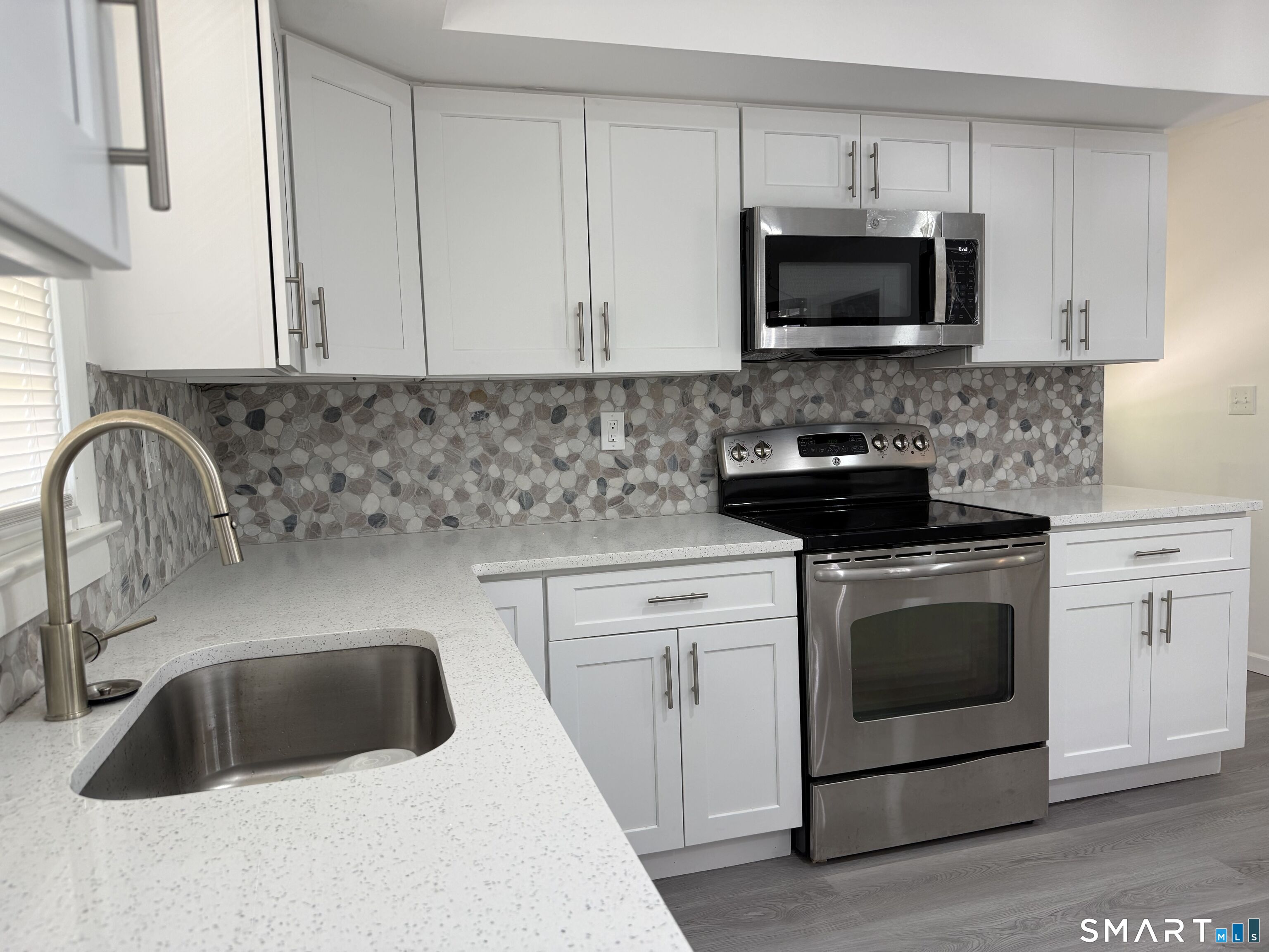 1142 Main Street Hamden CT 06514
