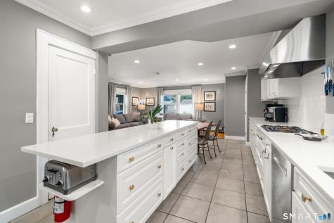 37 Uncas Road Stamford CT 06902