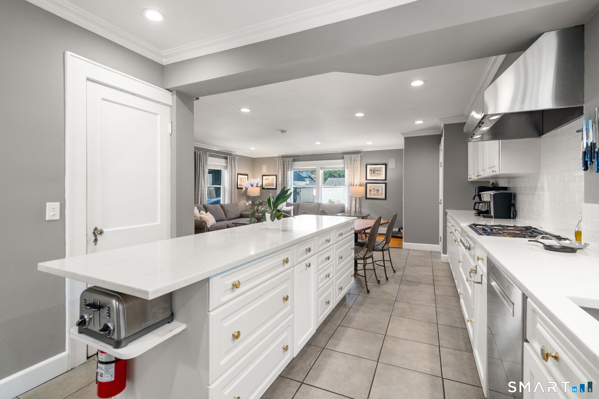37 Uncas Road Stamford CT 06902
