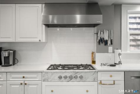 37 Uncas Road Stamford CT 06902