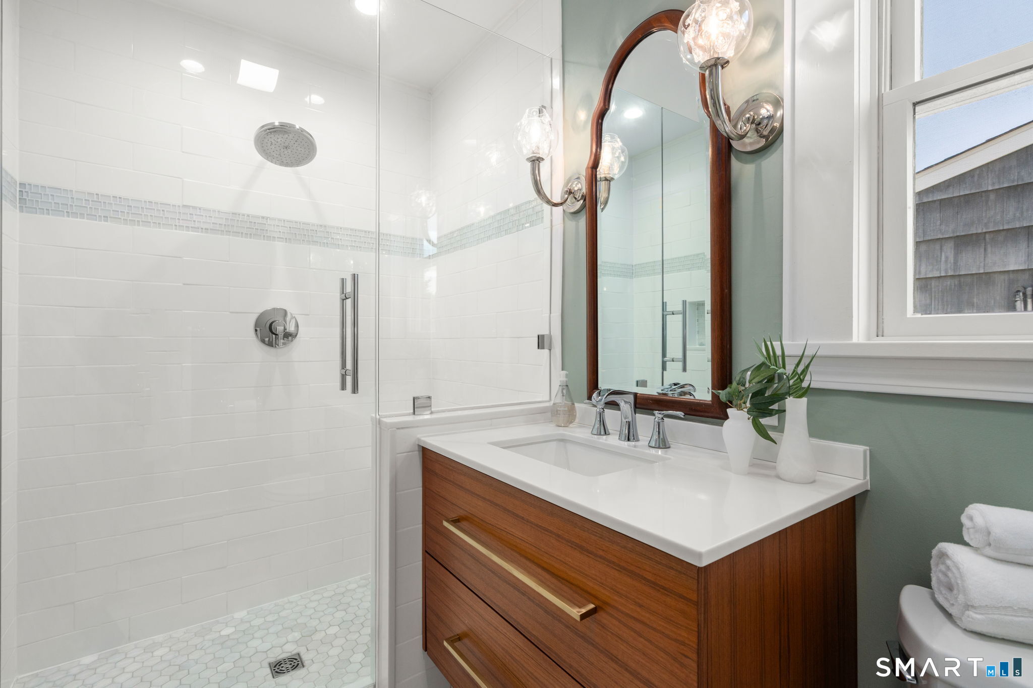 37 Uncas Road Stamford CT 06902