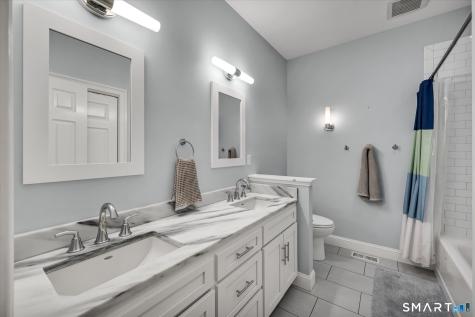 55-R North Road Cromwell CT 06416