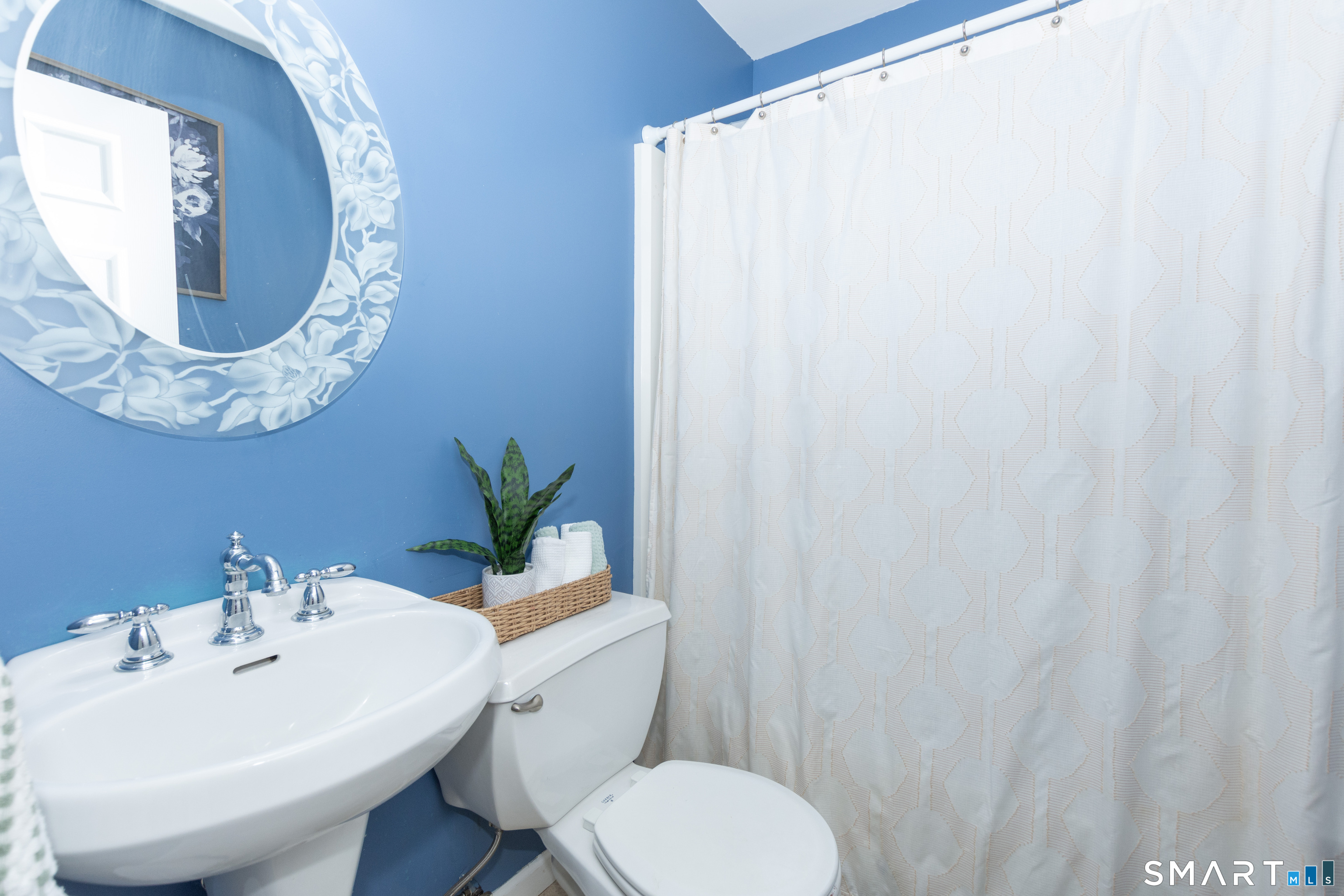 20 Thamesview Pentway Ledyard CT 06335