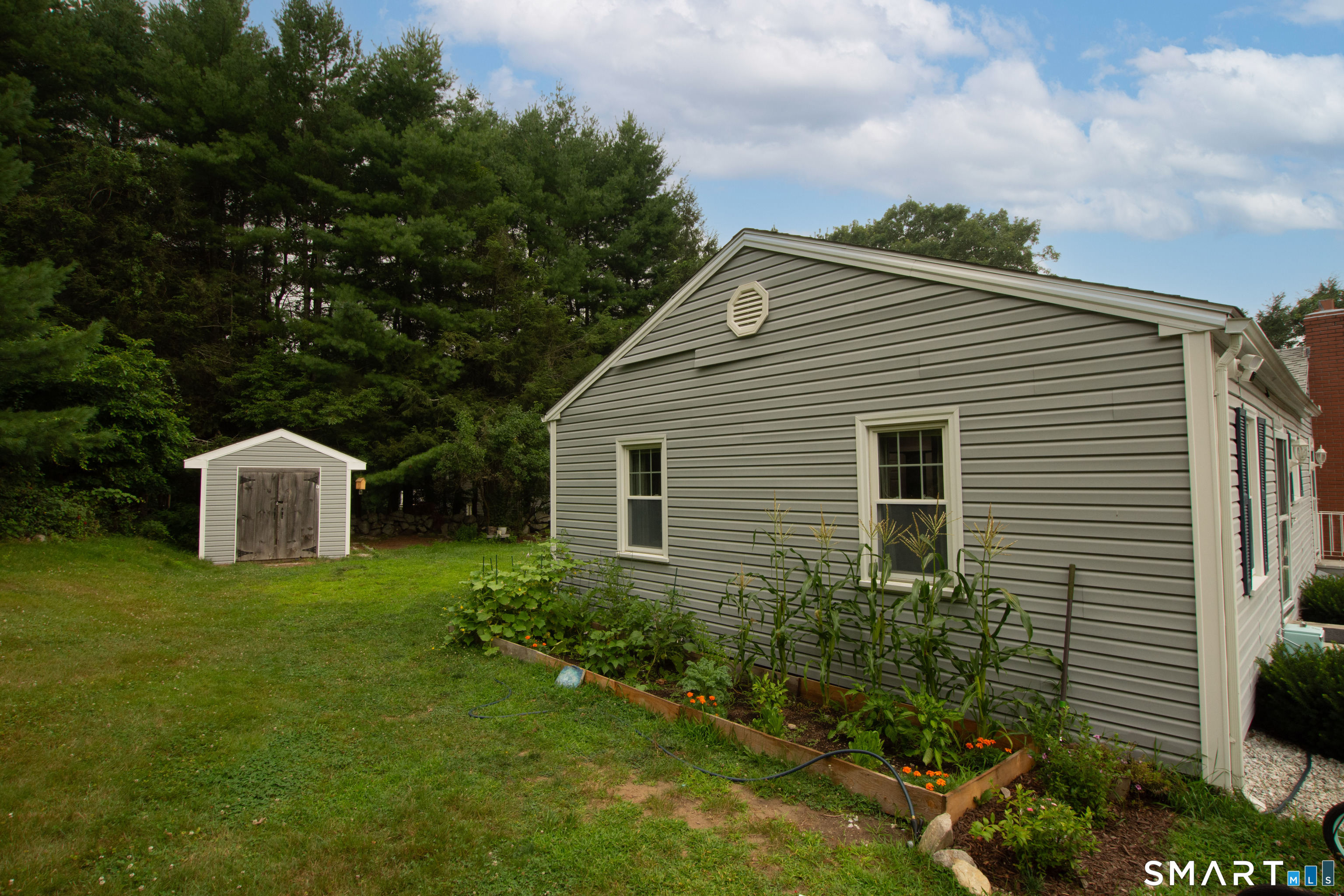 20 Thamesview Pentway Ledyard CT 06335