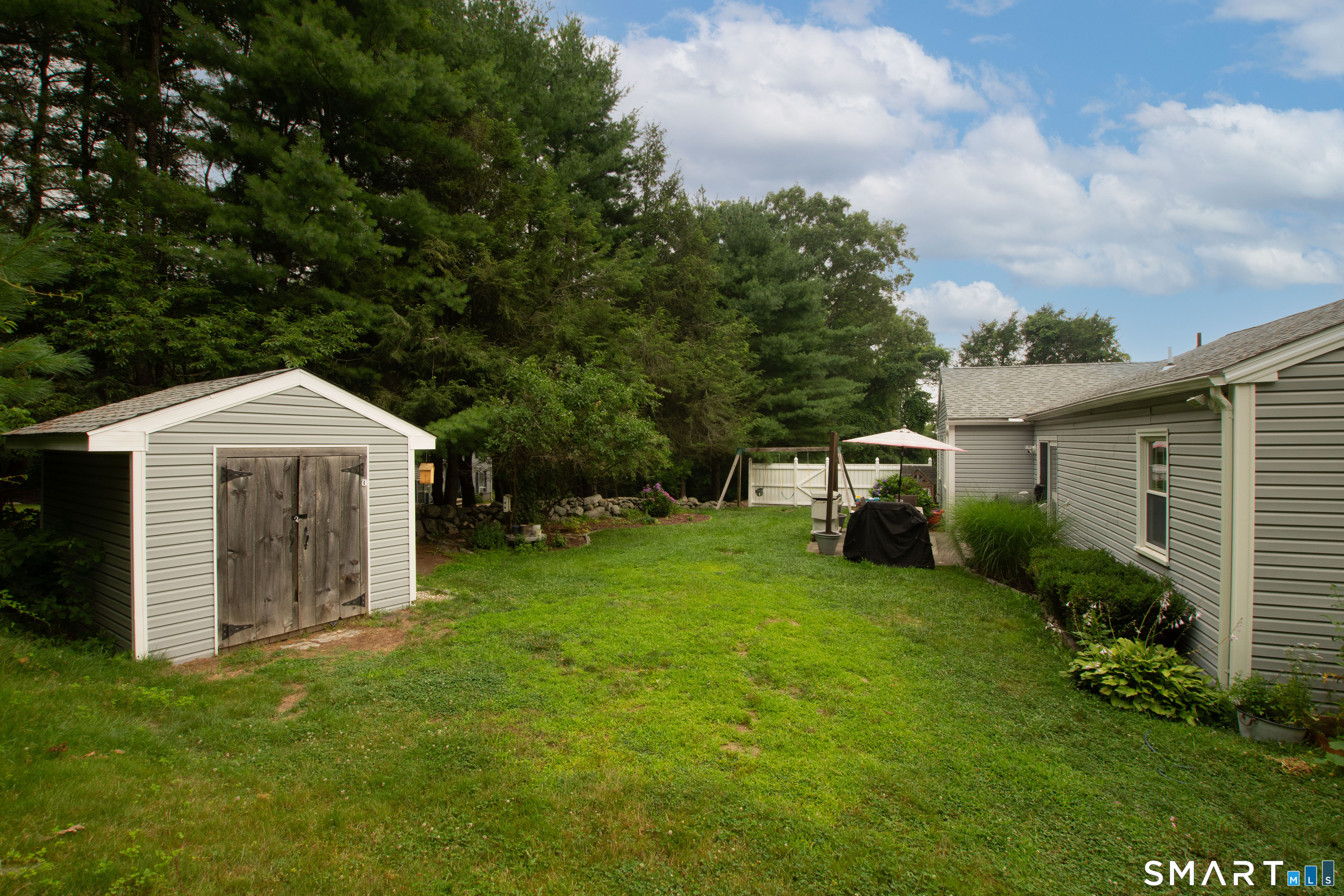 20 Thamesview Pentway Ledyard CT 06335
