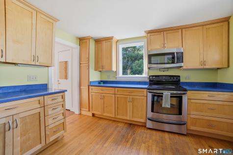 16 Jones Lane Deep River CT 06417